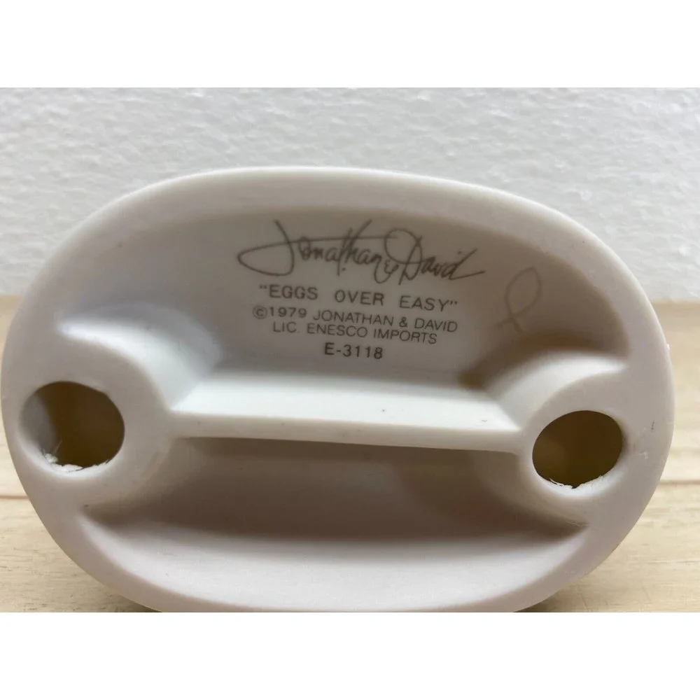 Vtg 1979 Precious Moments Eggs Over Easy Porcelain Figurine E-3118 - Picture 5 of 9